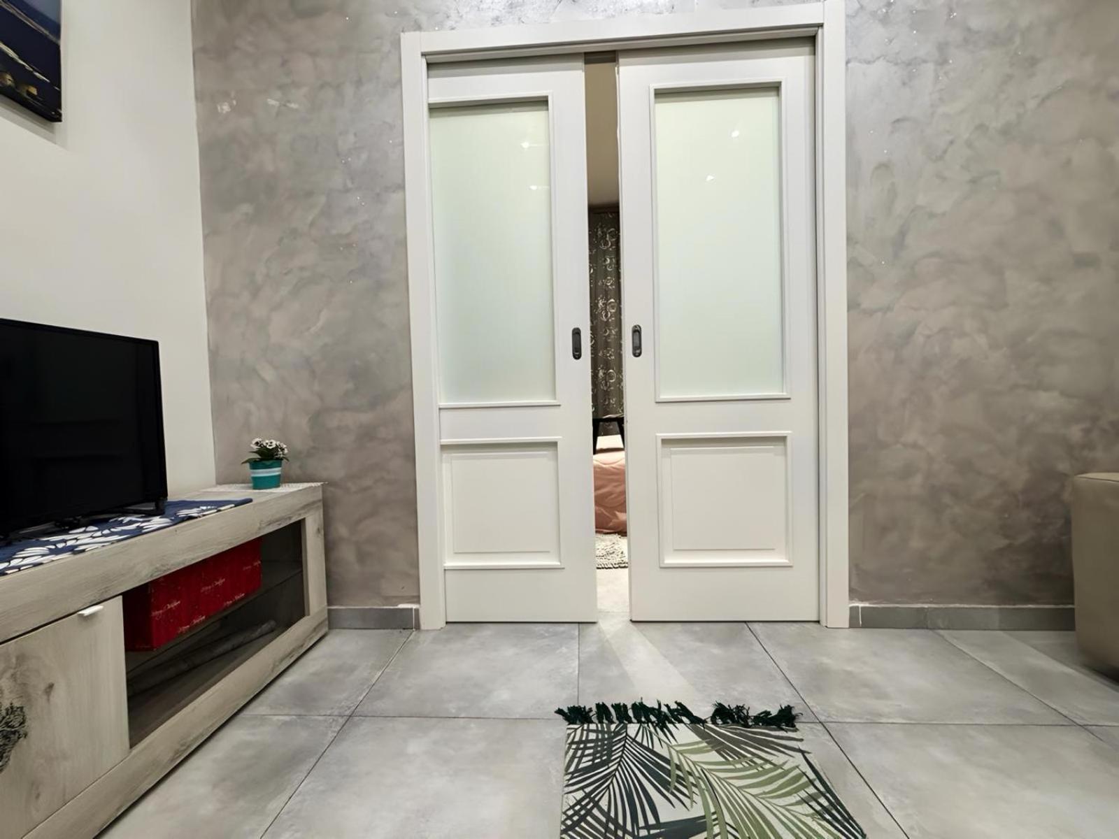 Marta'S Apartment 那不勒斯 外观 照片
