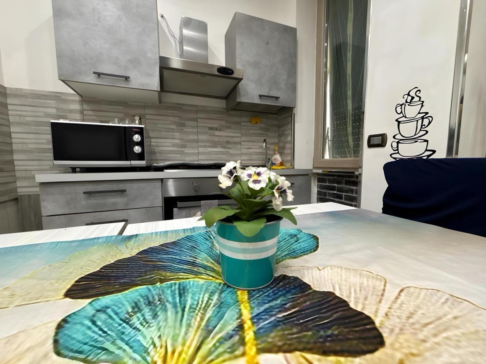Marta'S Apartment 那不勒斯 外观 照片