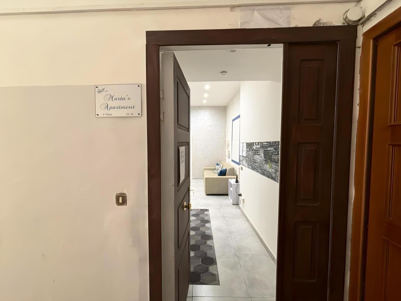Marta'S Apartment 那不勒斯 外观 照片