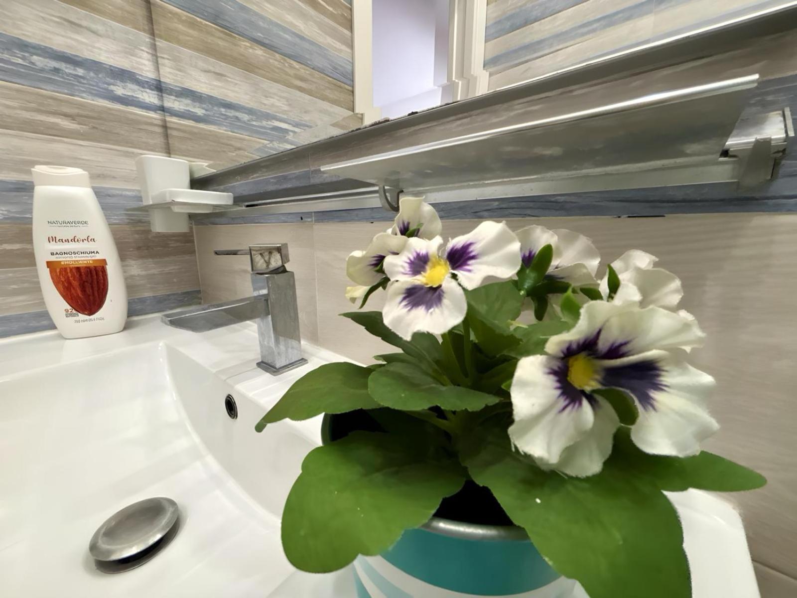 Marta'S Apartment 那不勒斯 外观 照片